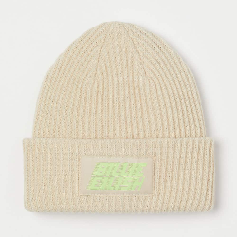 H&M Billie Eilish Beanie made of 100% acrylic - not sustainable