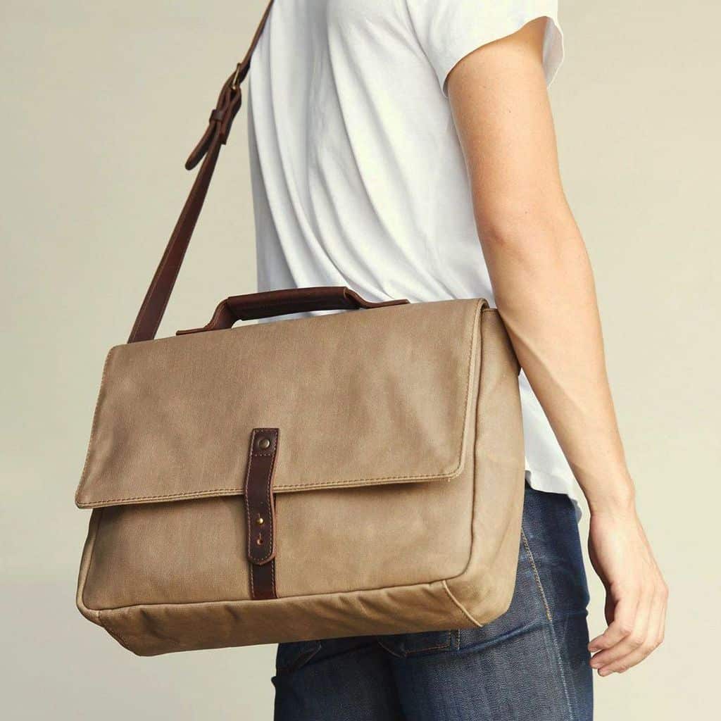 Nisolo-Canvas-Messenger-Bag