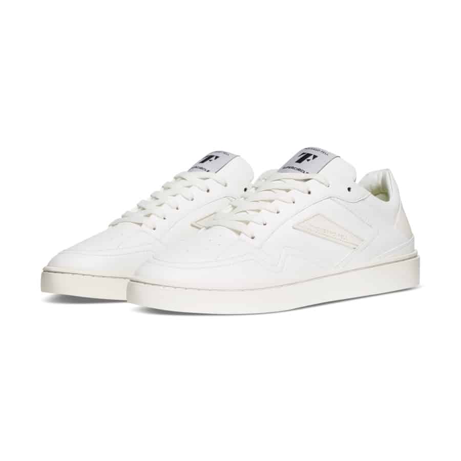 Thousand Fell Court Sneakers White