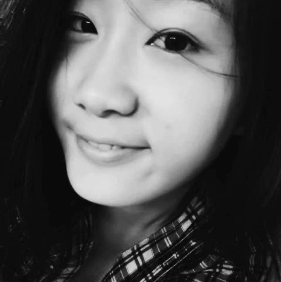 Ziwei Lu Eco-Stylist