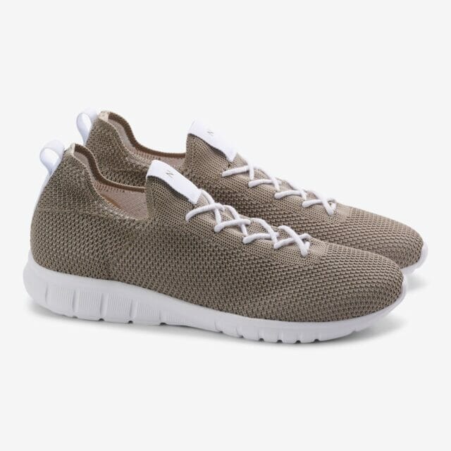Sustainable alternative to Romwe Nisolo_Men's All-Day Eco-Knit Sneaker Grey