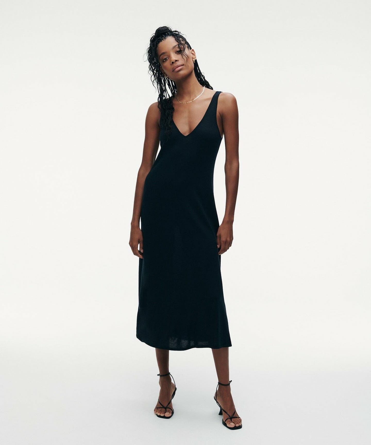 15 Eco-Friendly Sustainable Summer Dresses To Wear All Season Long