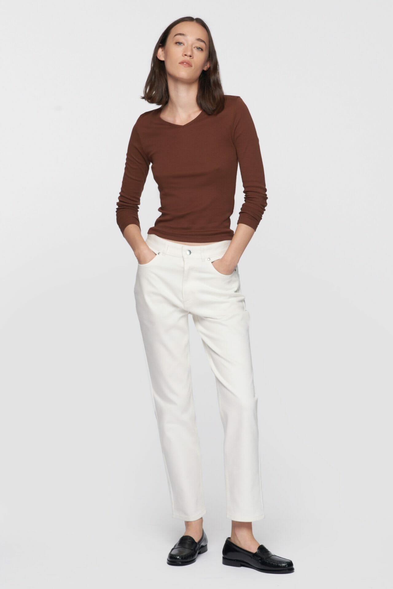 Kotn Women's Graduate Taper Trouser Pants in Natural White | Eco-Stylist