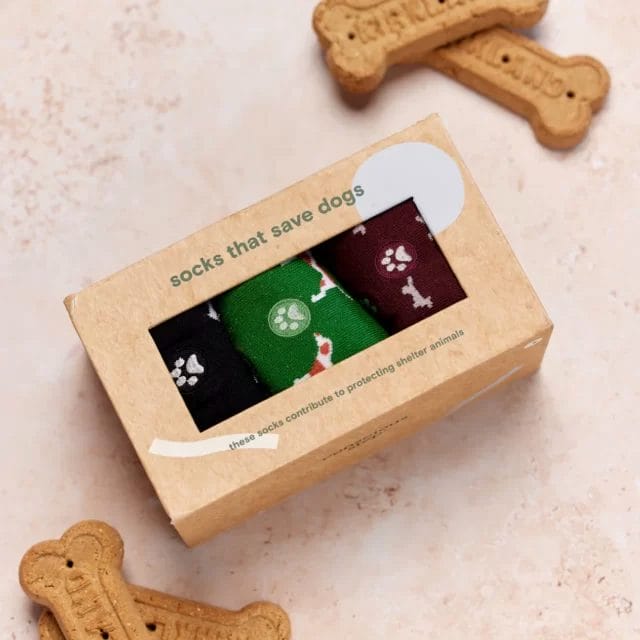 vegan eco-friendly christmas gifts_fair trade socks that save dogs