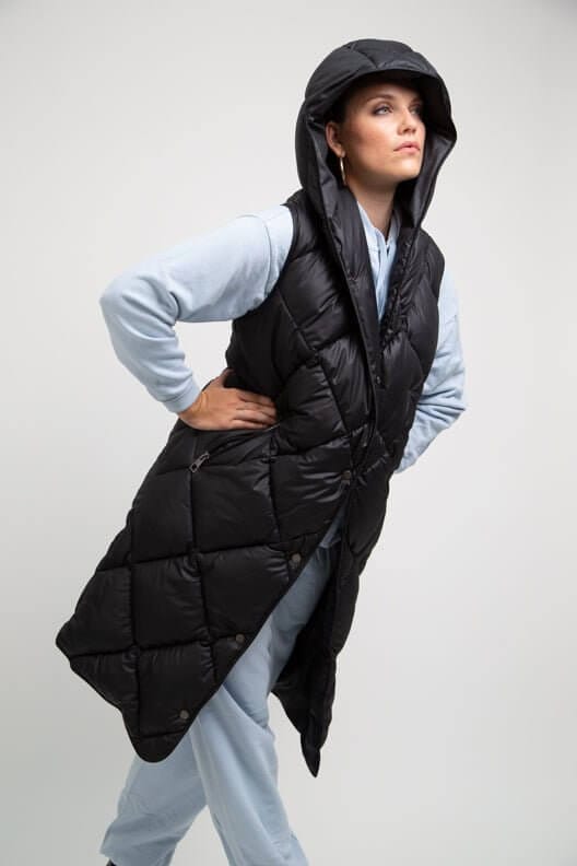 PENZANCE recycled black long sleeveless puffer jacket | Eco-Stylist