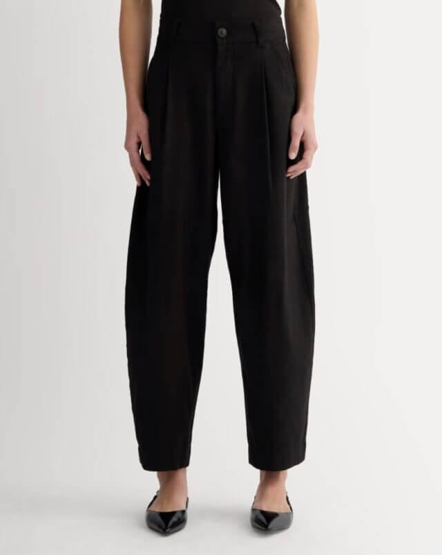 everywhere pant linen by ethical brand everlane