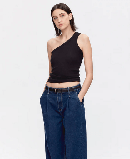 ethical alternative to nasty gal: a model showcasing Kotn top