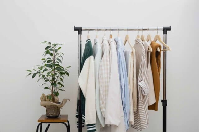 eco friendly minimalist capsule wardrobe