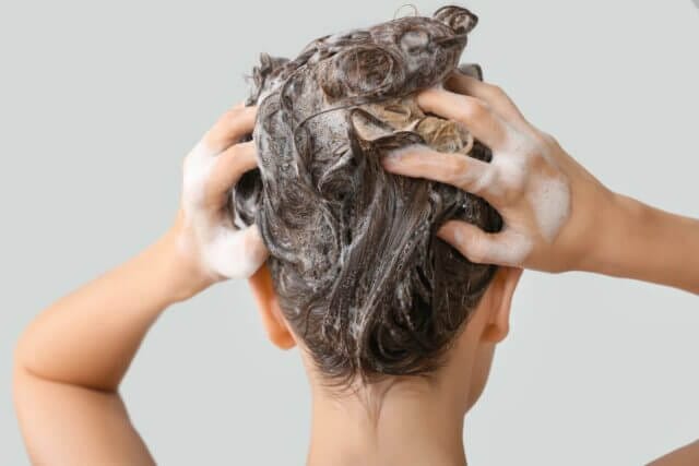 how to wash hair with shampoo bar