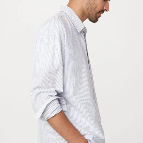 Frank And Oak The Loose Poplin Shirt in Pastel Blue