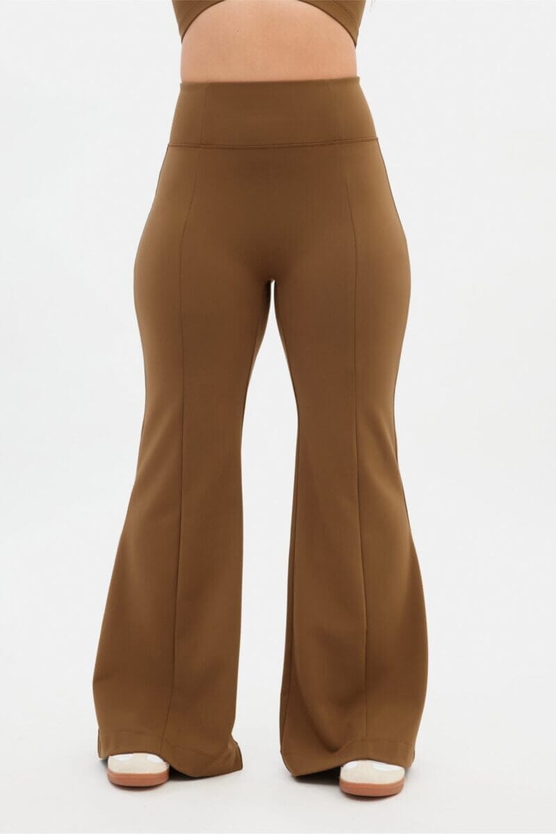 Beachwood Luxe Flare Legging