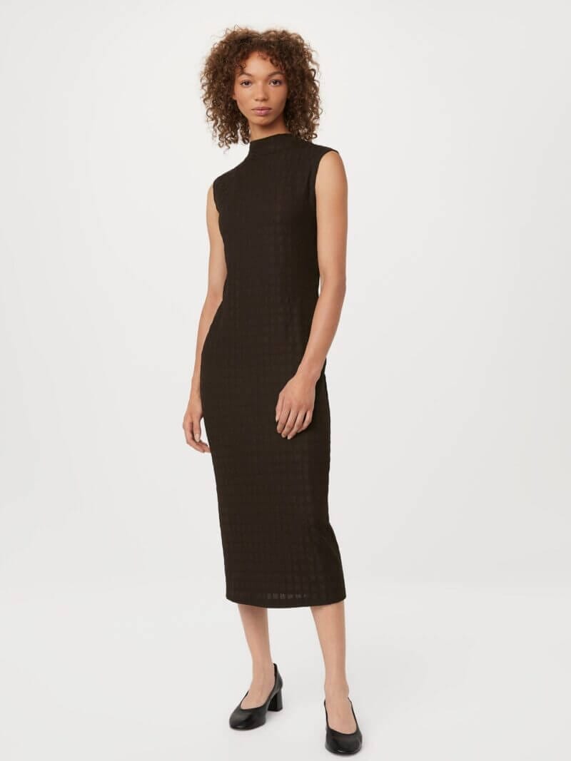 Frank And Oak The Textured Midi Dress in Dark Chocolate