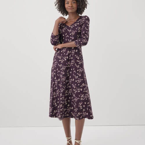 Women's Scattered Sprigs Plum Fit & Flare Party Midi Dress H3