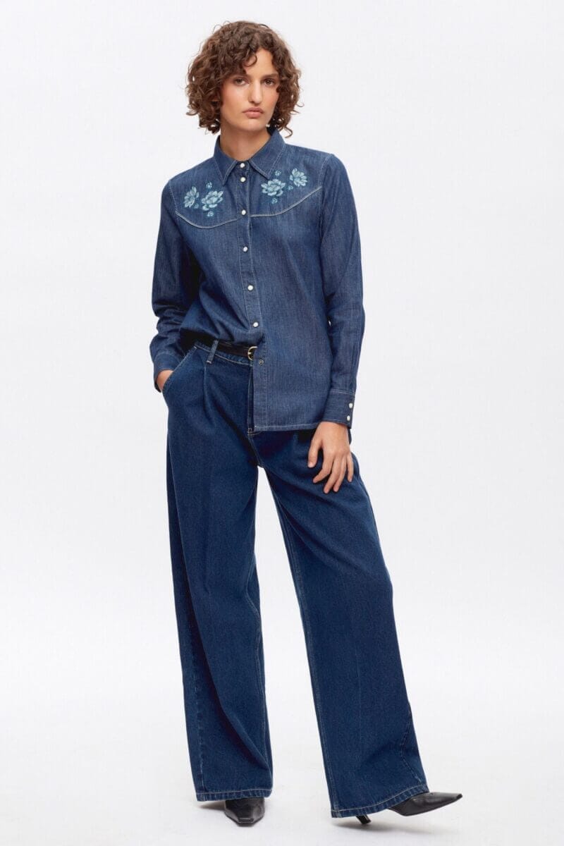 Kotn Women's Halim Shirt in Rinse, Size XS
