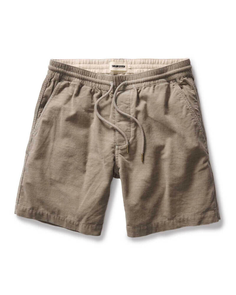 The Apres Short in Heather Moss Pincord