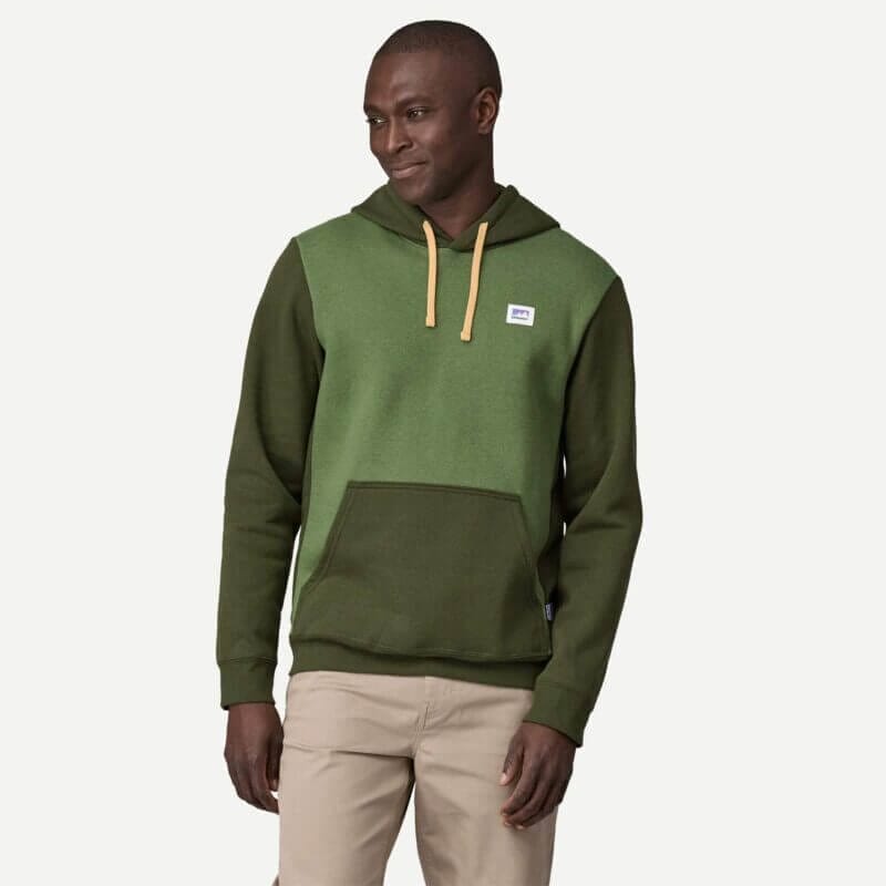 Patagonia Shop Sticker Uprisal Fleece Hoody in Terrain Green