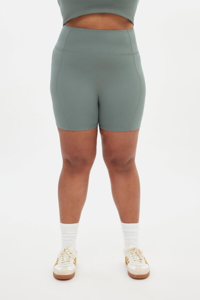 Misty Sage Compressive Seamed Run Short