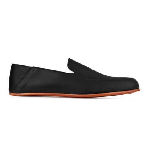 The Tomas in Black
