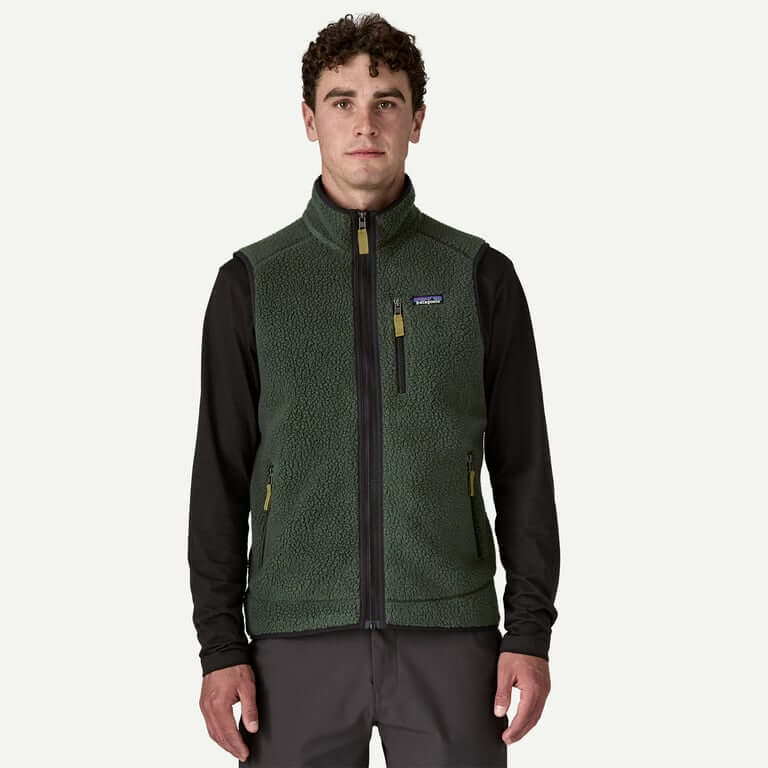 Patagonia Men's Retro Pile Fleece Vest in Old Growth Green