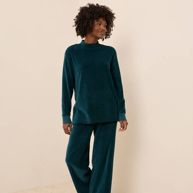 Pact luxe sets for women